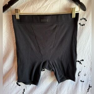NWOT SKIMS Black Ribbed shorts Panties minimal cozy Kim Kardashian Small